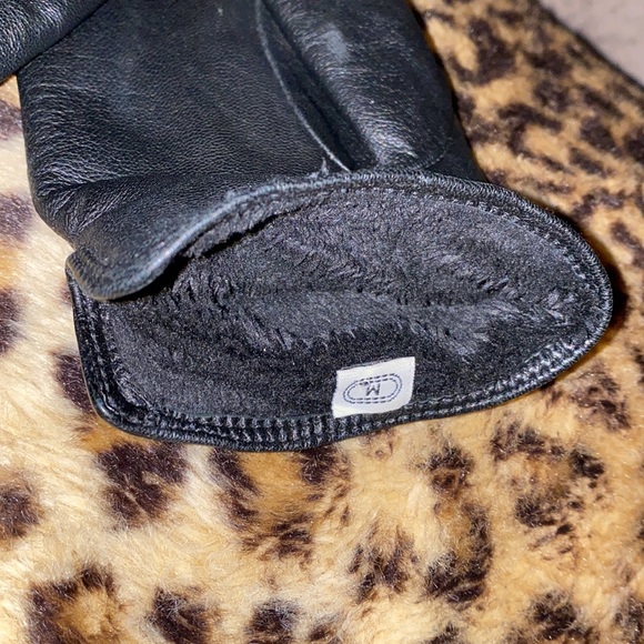 Super-soft black leather gloves w/plush fur-like lining (slim fit, size M) - Picture 2 of 6